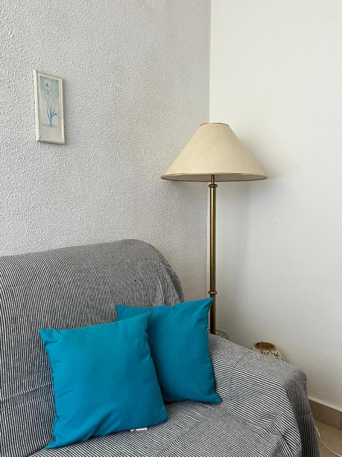 ילסה Apartment With Swimming Pool מראה חיצוני תמונה